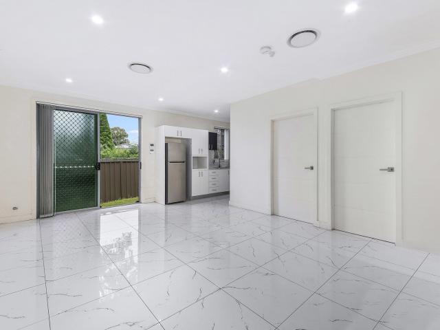 House for sale in Girraween