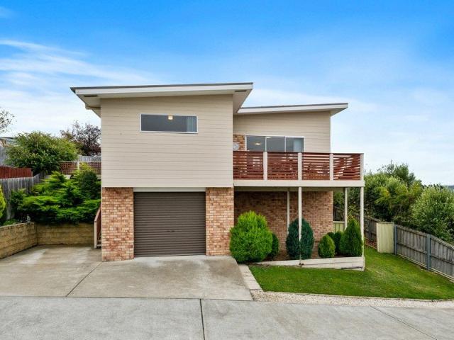 Villa for sale in Hobart, Tasmania
