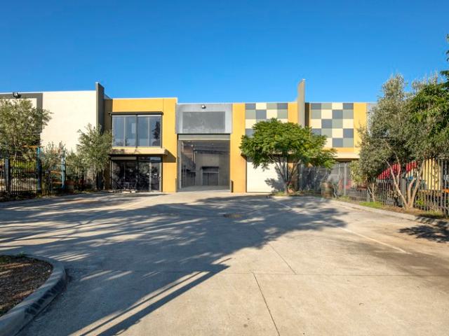 Warehouse for rent in Camerons Creek, Victoria