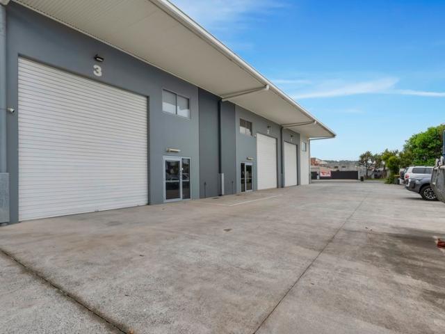 Warehouse for sale in Coolum Beach, Queensland
