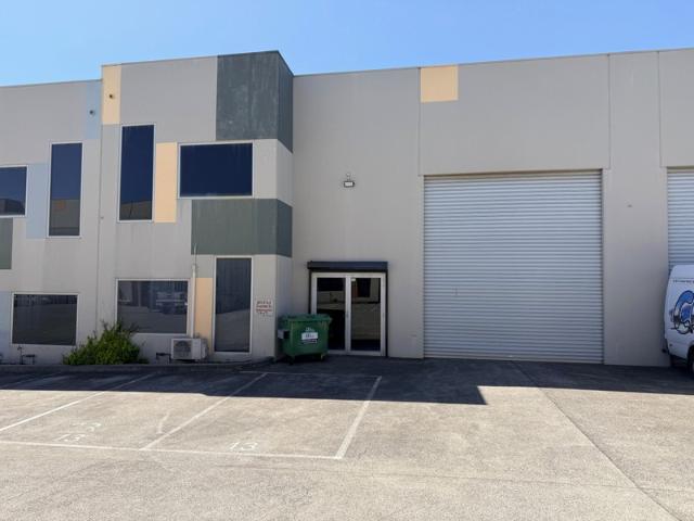 Warehouse for rent in Campbellfield, Victoria