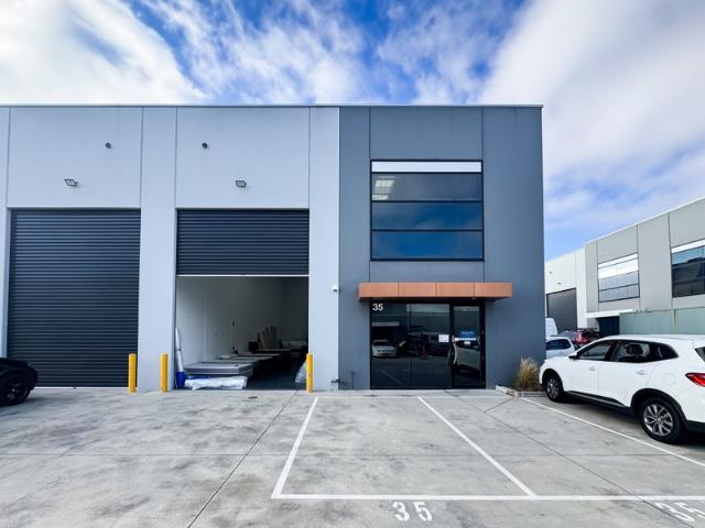 Warehouse for rent in Camerons Creek, Victoria