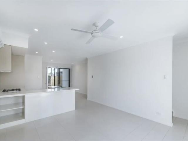 Townhouse for rent in Fernbrook, Queensland