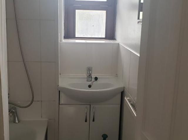 Apartment for rent in Oval, Greater London