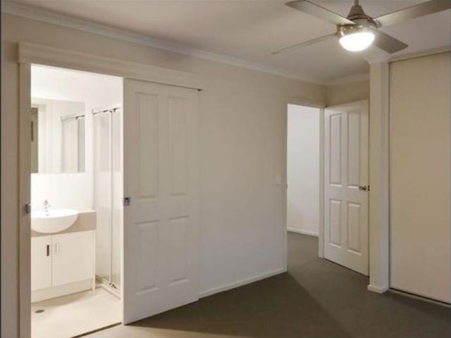 Townhouse for rent in Horseshoe Creek, South Australia