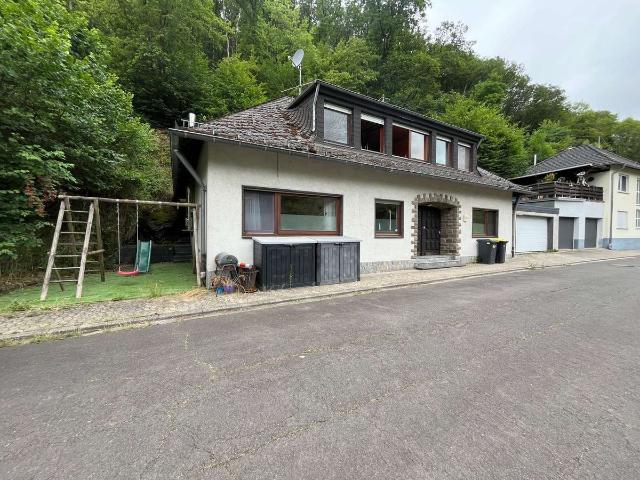 Haus kaufen in Volkesfeld, Landkreis Mayen-Koblenz