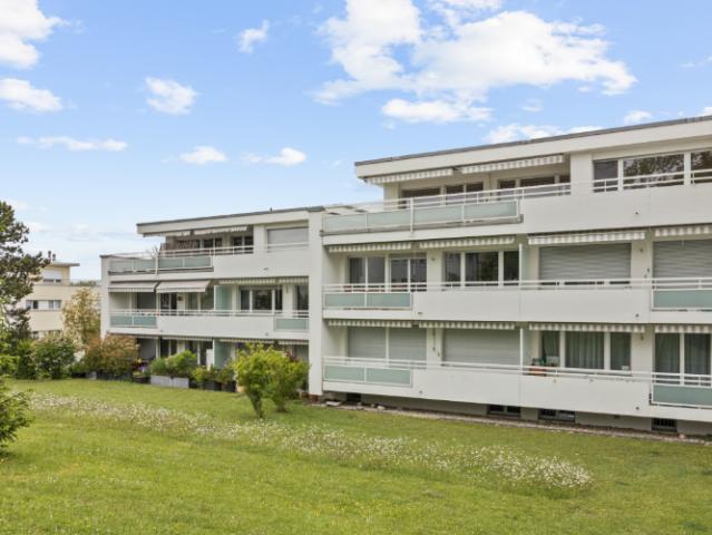 Apartment mieten in Einigen, Zürich