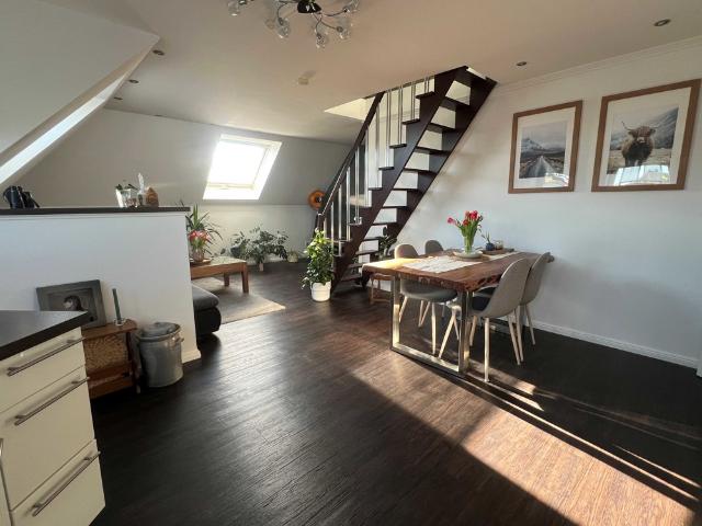 Dachgeschosswohnung mieten in Bösel, Niedersachsen