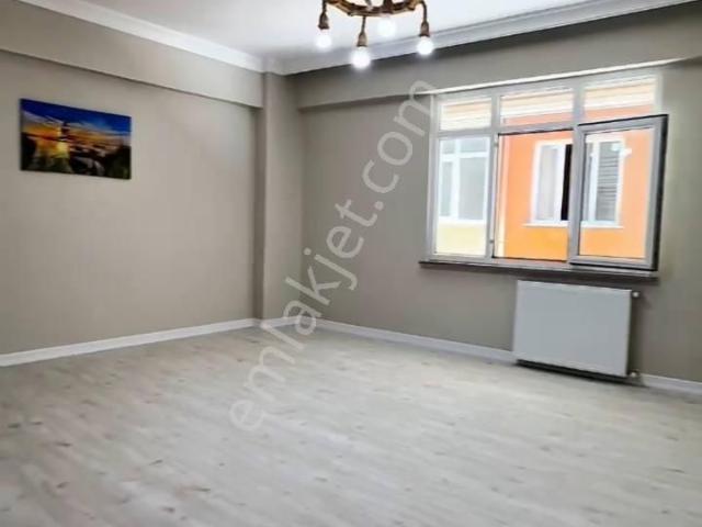 Esenyurt, Örnek Mahallesi içerisinde satılık Daire