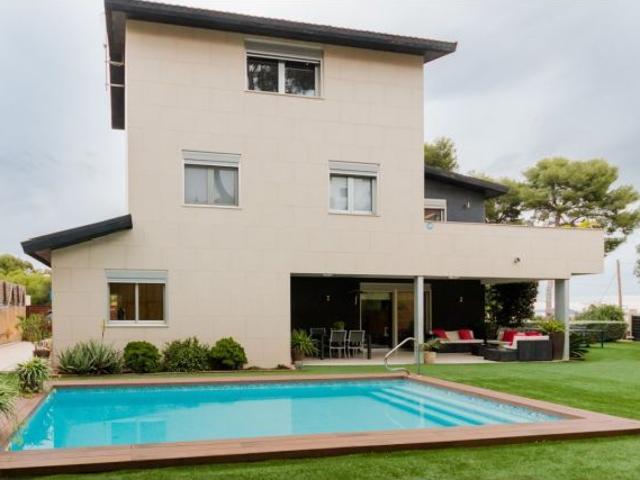 Casa en venta en Montmar, Baix Llobregat