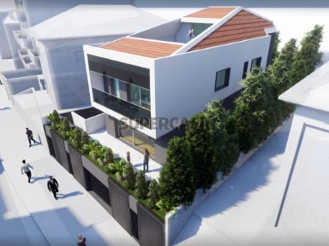 Casa venda em Torcatas, Almada