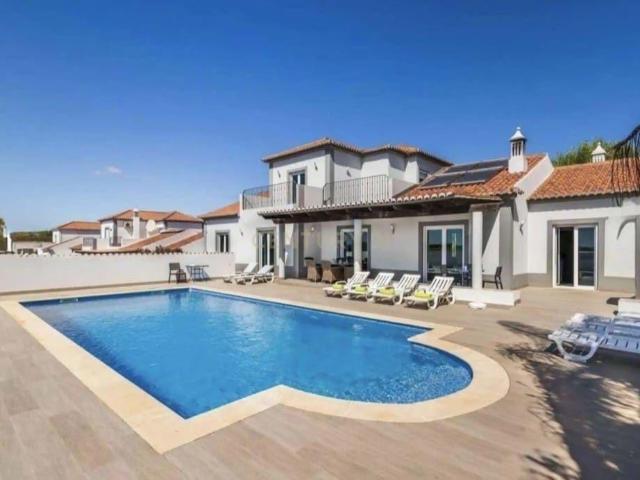 Casa venda em Alecrineira, Olhão