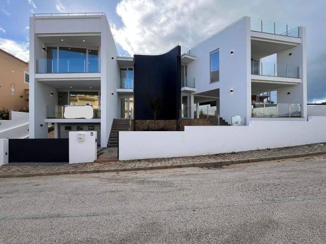 Vivenda venda em Bairro Operário, Lagos