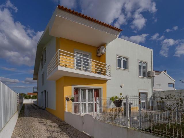 Casa venda em Azeitão (São Lourenço e São Simão), Setúbal