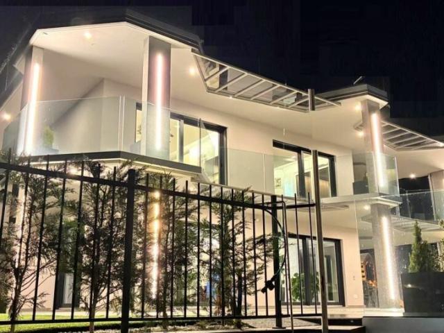 Einfamilienhaus kaufen in Curio, Tessin
