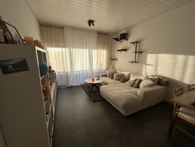 Wohnung mieten in Billens, Billens-Hennens
