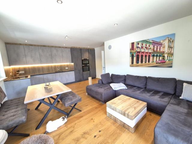 Etagenwohnung kaufen in Hallwang