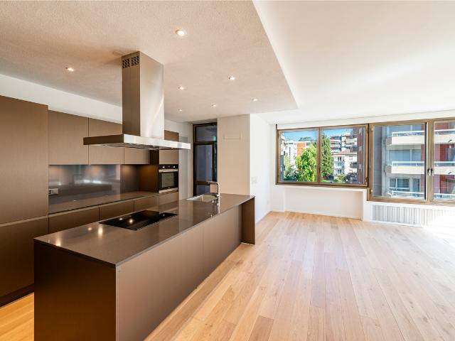 Etagenwohnung kaufen in Lugano