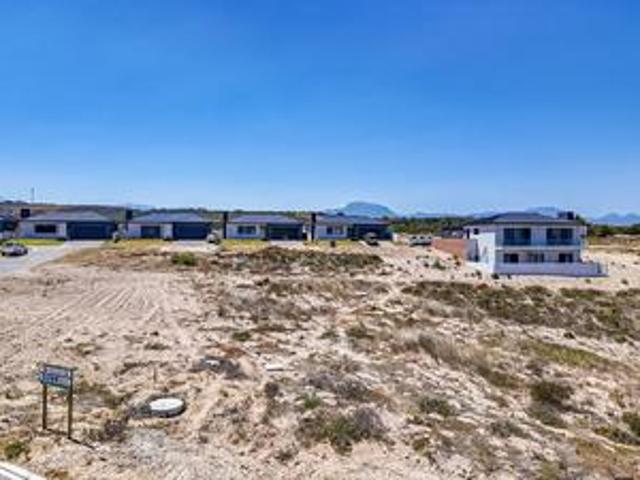House for sale in Groot Brak Rivier, Western Cape