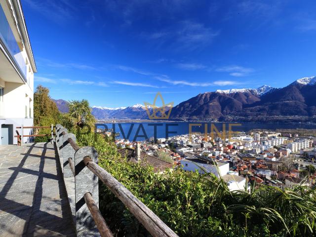 Einfamilienhaus kaufen in Locarno, Tessin