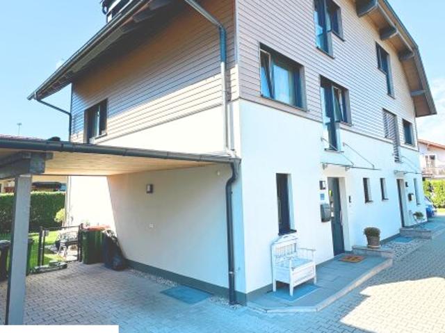 Doppelhaushälfte kaufen in Lamprechtshausen, Salzburg