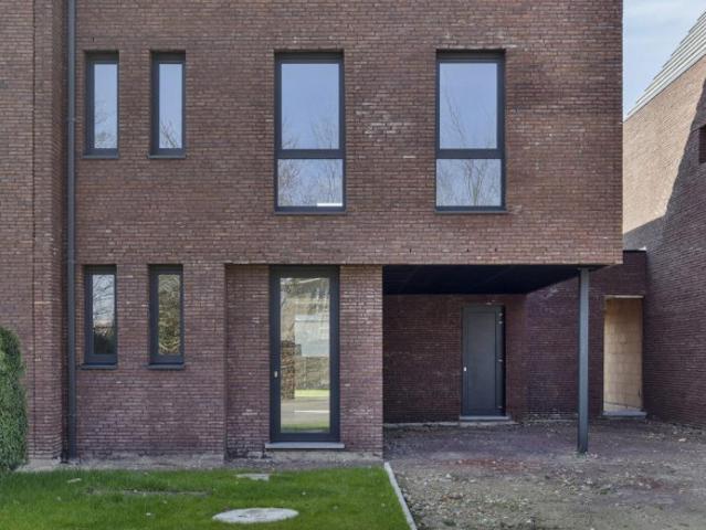 Maison vente à Peer, Limburg