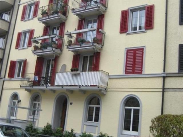 Wohnung mieten in Einigen, Zürich