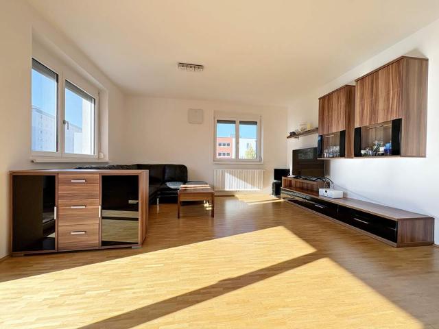 Wohnung kaufen in Zentrales Betriebsgebäude Stadt Wels, Wels