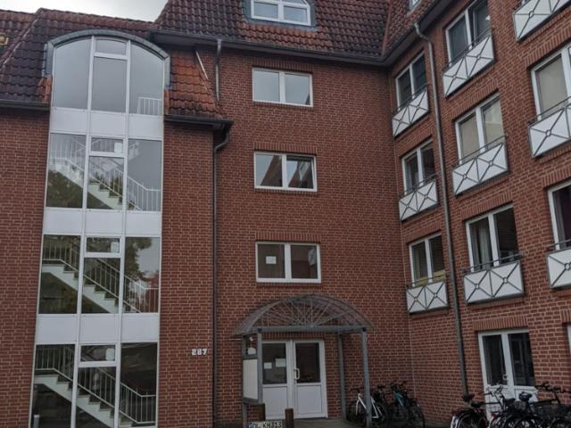 Dachgeschosswohnung kaufen in Alexandersfeld, Oldenburg