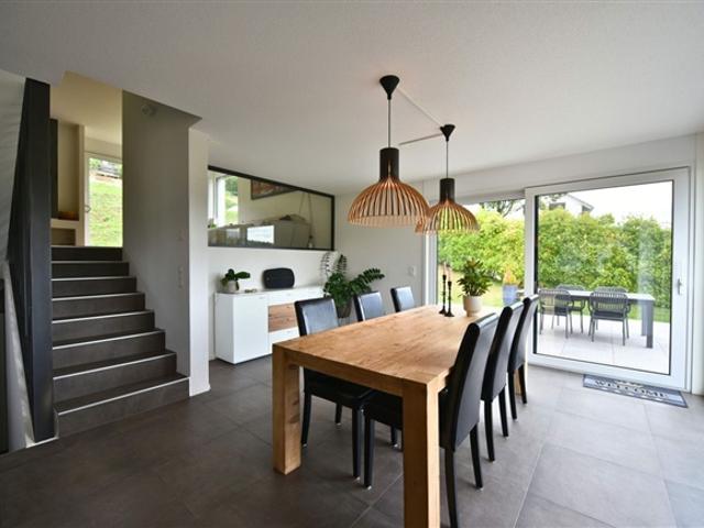 Reihenfamilienhaus kaufen in Cudrefin, Waadt