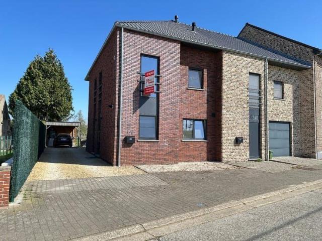 Maison location à Koninksem, Limburg