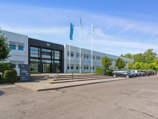 Erhvervsejendom til leje i Kirke Værløse, Brøndby