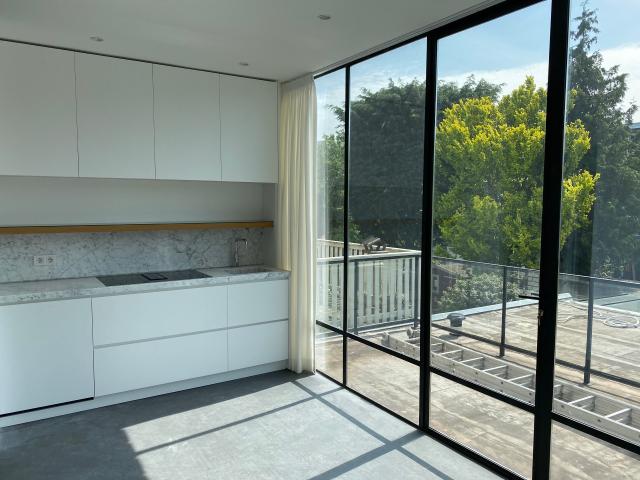 Studio te huur in Valkenboskwartier, Zuid Holland