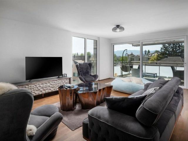 Wohnung kaufen in Uetikon am See, Zürich