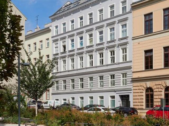 Dachgeschosswohnung kaufen in Wien