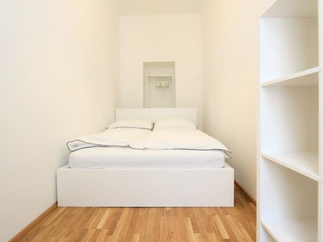 Etagenwohnung mieten in Wien, Neubau