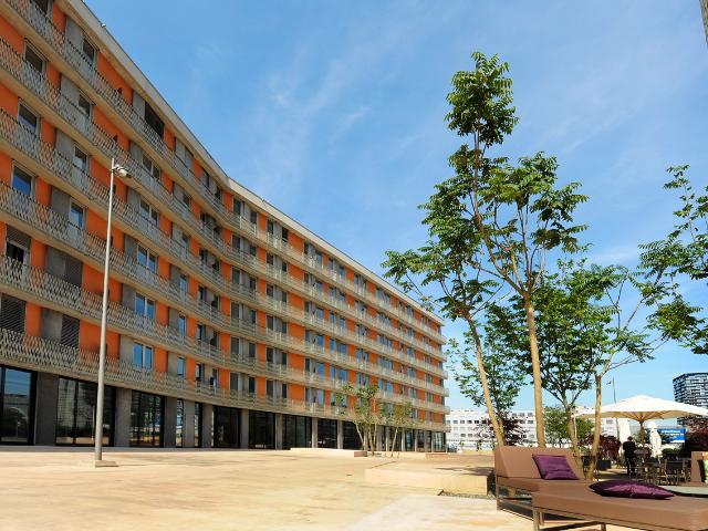 Apartment mieten in Einigen, Zürich