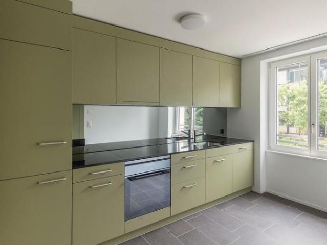 Apartment mieten in Einigen, Zürich