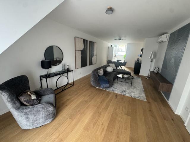 Dachgeschosswohnung kaufen in Wien