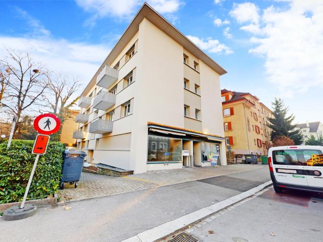 Apartment mieten in Einigen, Zürich