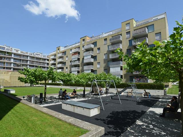 Attikawohnung mieten in Opfikon, Zürich