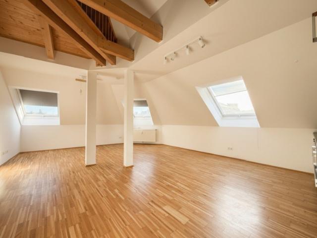 Dachgeschosswohnung kaufen in Sankt Leonhard, Gersdorf-Feistritz