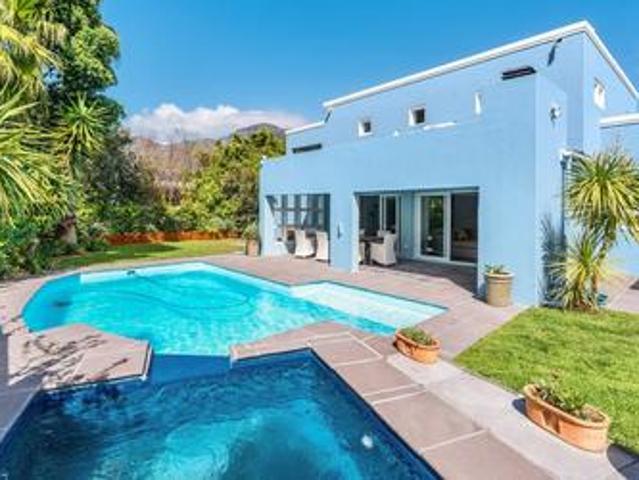 House for sale in Hout Bay, Western Cape