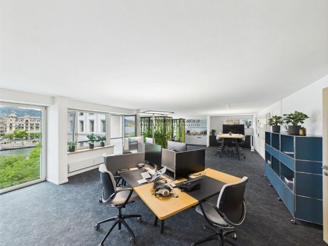 Büro mieten in Einigen, Zürich