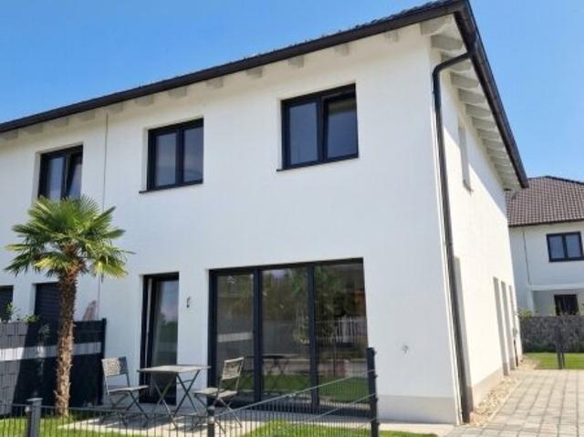 Doppelhaushälfte kaufen in Neufeld an der Leitha, Burgenland