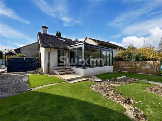 Zweifamilienhaus kaufen in Aïre