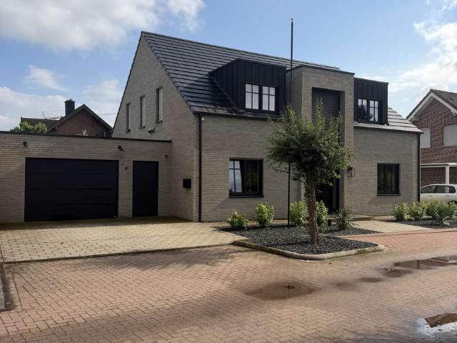 Haus kaufen in Dichterviertel Ost, Heiden