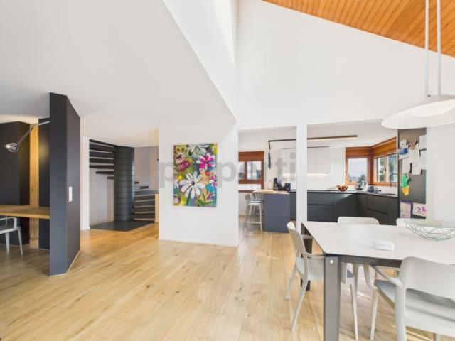 Einfamilienhaus kaufen in Hombrechtikon, Zürich
