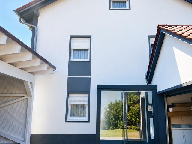 Villa kaufen in Landau, Bayern