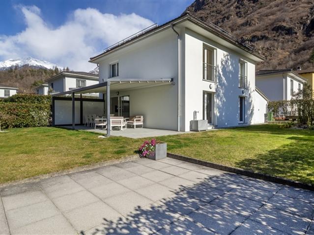 Einfamilienhaus kaufen in Biasca, Tessin